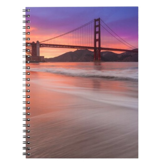 サンフランシスコのゴールデンゲートブリッジの捕獲 ノートブック (正面)