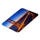 サンフランシスコの夜明けとゴールデンゲートブリッジ。 マグネット (左側)