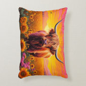 サンライズのひまわりハイランドカウイ アクセントクッション (正面(垂直))