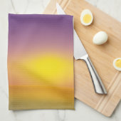 サンライズの草深い丘にかわいい白いバニーラビット キッチンタオル (四つ折り)