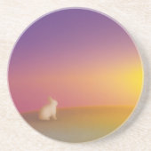 サンライズの草深い丘にかわいい白いバニーラビット コースター (正面)