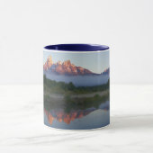 サンライズアットシュヴァバッカーランディングアットグランドテトン マグカップ (中央)