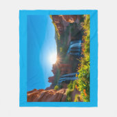 サンライズサンドストーン滝の風景 フリースブランケット (正面)