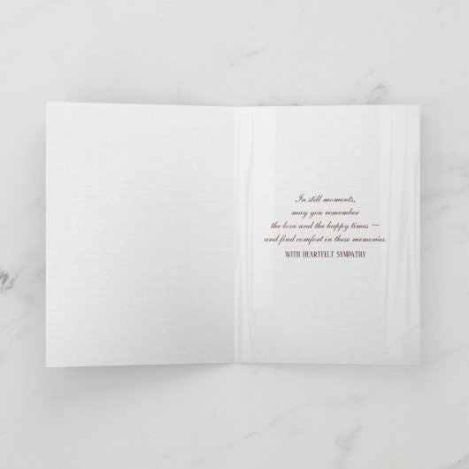 サンライズシーンを使用して白いウィンドウを開く悔やみや弔慰 カード (内部)