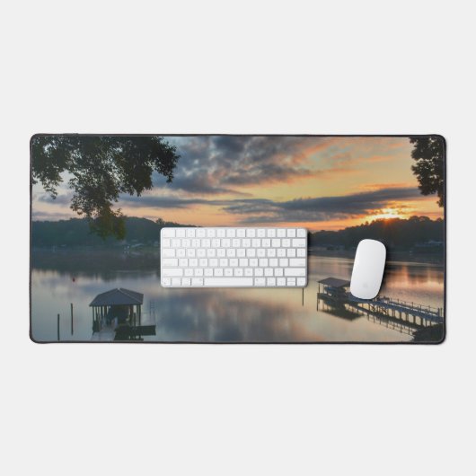 サンライズレイクビューシーニックウォーターフロントフォト デスクマット (キーボード&マウス)