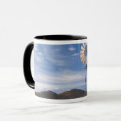 サンライズ時のカルーの風車とダム マグカップ (正面左)