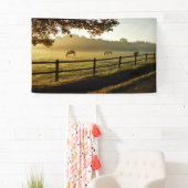 サンライズ牧草で放牧する馬 横断幕 (インサイチュ)