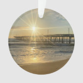 サンライズ素晴らしアットバージニアビーチピア – 日が差すこと オーナメント (正面)