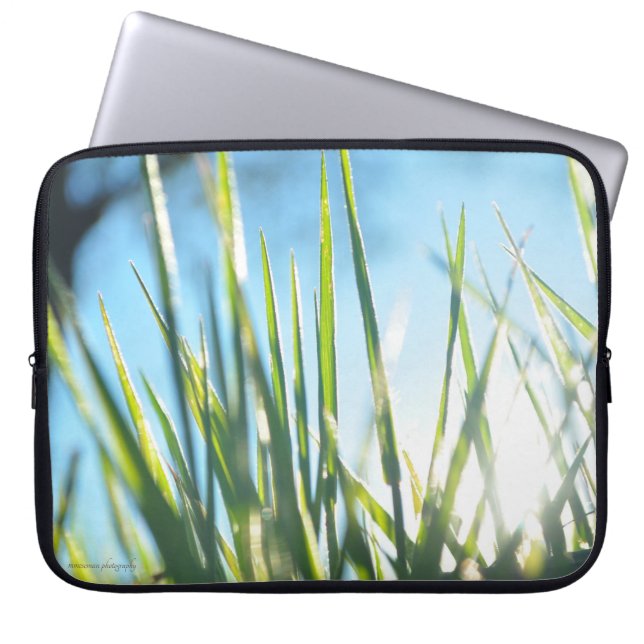 サンライトのブレード ラップトップスリーブ (正面)