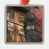 サン·ミゲル·デの通り上のアーキテクチャ メタルオーナメント (正面)