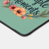 サヴォールザシンプルモーメントボホフローラ引用文 デスクマット (コーナー)