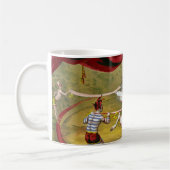 サーカスのポスターは馬で演奏するAcrobatを示す。 コーヒーマグカップ (左)