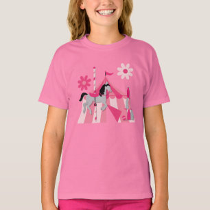 サーカスの大テントの回転木馬の馬 Tシャツ