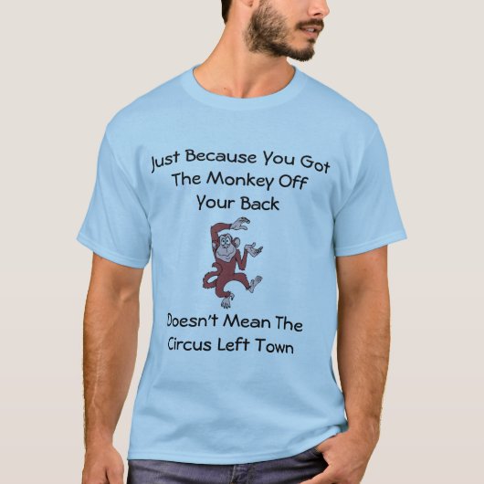 サーカスはここにまだあります Tシャツ (正面)