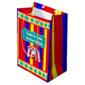 サーカスキッズパーティーで過ごす日パーソナライズされた ミディアムペーパーバッグ (正面アングル)