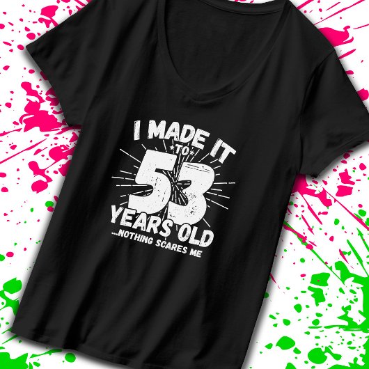 サークスティックな53歳の誕生日を祝うコピーライト Tシャツ