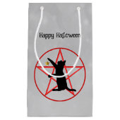 サークルスターのペンタグラムにハロウィーンブラックキャット スモールペーパーバッグ (正面)