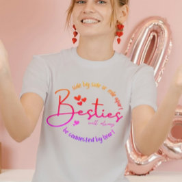 サークル・オブ・フレンドシップタイポグラフィ Tシャツ