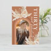 サーティアーアンドファブルーズバーンドオレンジボホ誕生日 招待状 (スタンド正面)