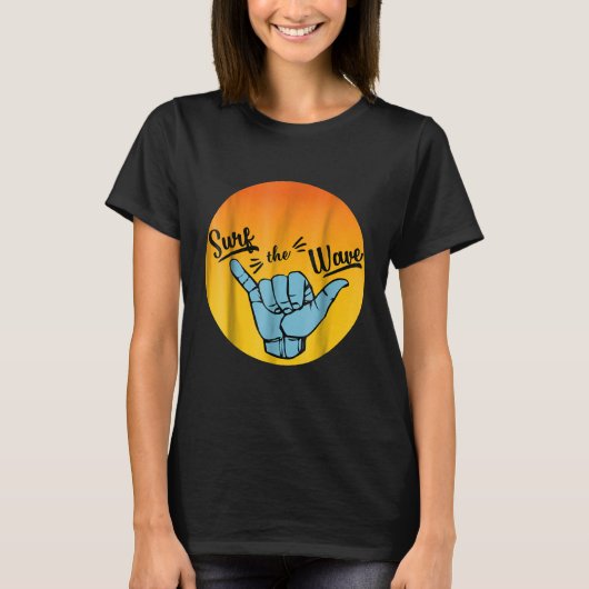 サーフおもしろいザウェーブシャツハワイShaka Gift Tシャツ (正面)