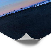 サーファーが日の出で ポスター (角)