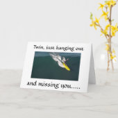 サーファーが誕生日ATMの「ツイン」メッセージを送信 カード (黄色い花)