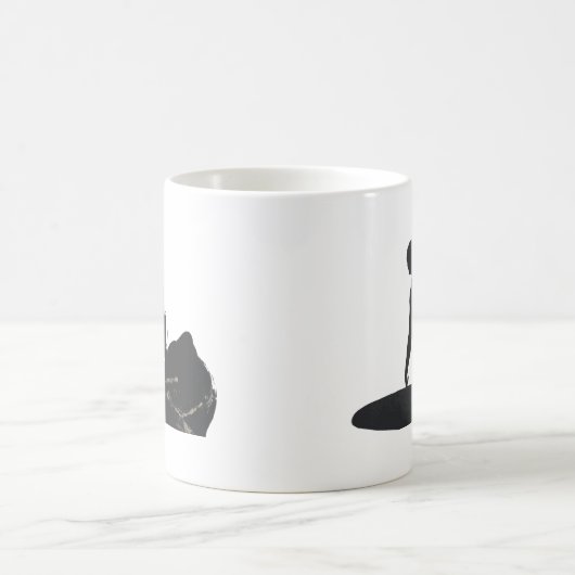 サーファーの写実的なコーヒー・マグ コーヒーマグカップ (中央)