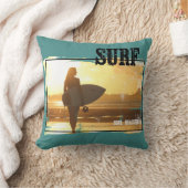 サーファーの女の子のクッションの波の芸術 クッション (ブランケット)