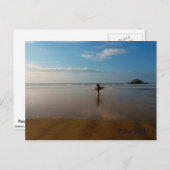 サーファーアットペランポーツビーチコーンウォールイングランド ポストカード (正面/裏面)