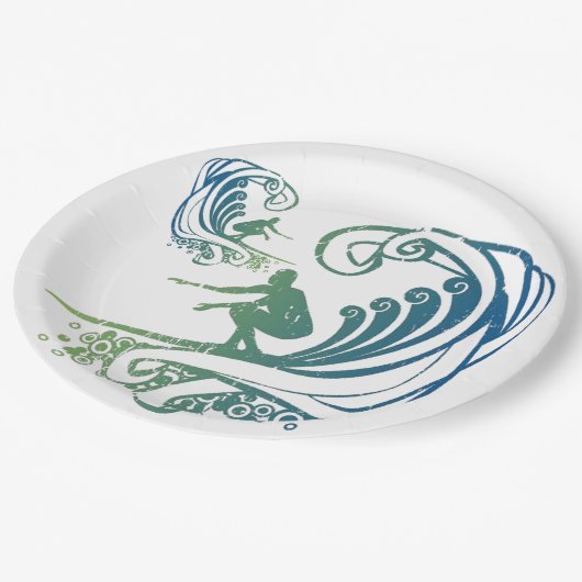 サーファーカッコいいライディングティール（緑がかった色）ブルー海波 ペーパープレート (アングル)