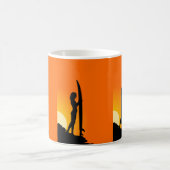 サーファーガールサンセットドリームスケープ コーヒーマグカップ (中央)