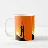サーファーガールサンセットドリームスケープ コーヒーマグカップ (左)