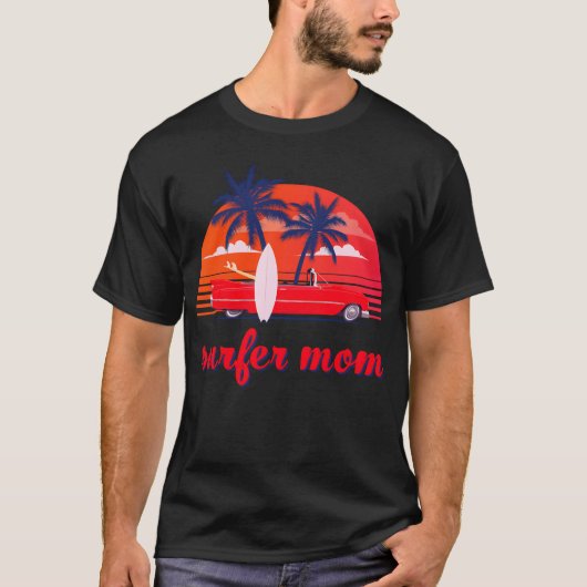 サーファーママの車とヤシの木の友達 友達 Tシャツ (正面)