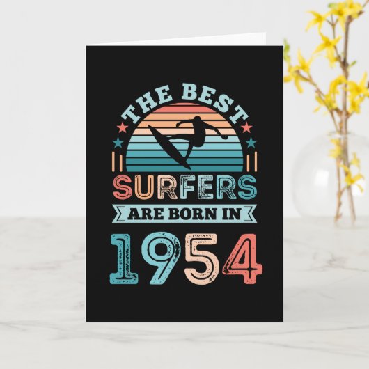 サーファー生まれ1954 70th誕生日サーフィンギフト カード (黄色い花)