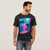 サーファー シンセウェーブ 夕焼け ヤシの木 サーフィン 80年代 アート Tシャツ (正面フル)