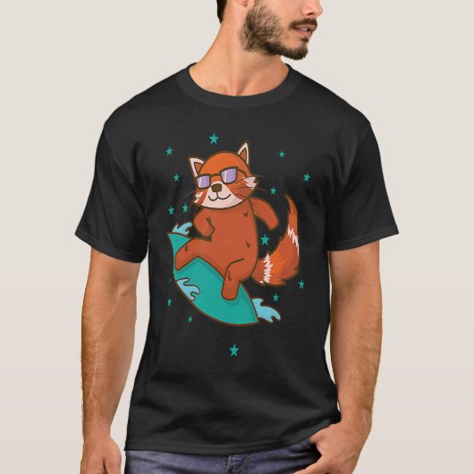 サーフィンするレッサーパンダ Tシャツ (正面)