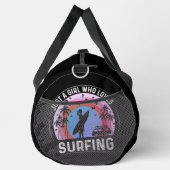 . .サーフィンを愛する少女 ダッフルバッグ (右)