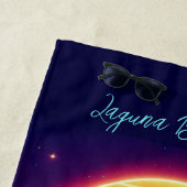 サーフィンザネオンサンセット –  ビーチタオル (インサイチュ)