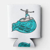 サーフィンスケルトン、高潮と良いバイブ 缶クーラー (裏面)