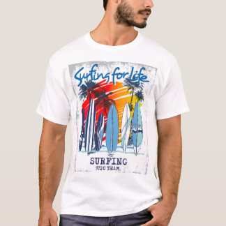 サーフィン好きな男性のためのサマーサーフィンTシャツグラフィックデザイン Tシャツ