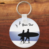 サーフカップルのビーチKeychain キーホルダー (正面)