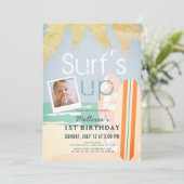 サーフズアップガールサーフボードビーチ写真1st誕生日 招待状 (スタンド正面)