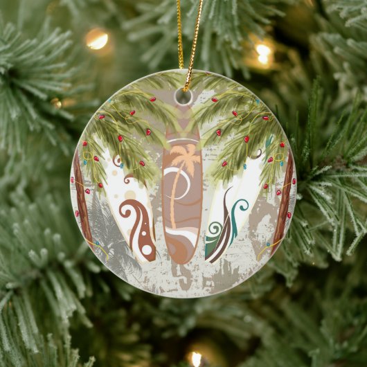 サーフパーソナライズされたボードとパームツリーズビーチ セラミックオーナメント (ツリー)