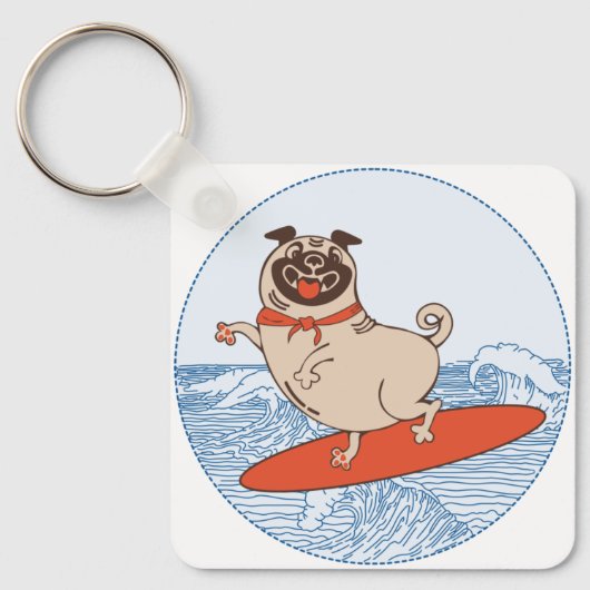 サーフボードに乗って幸せなパグ犬に波 キーホルダー (正面)