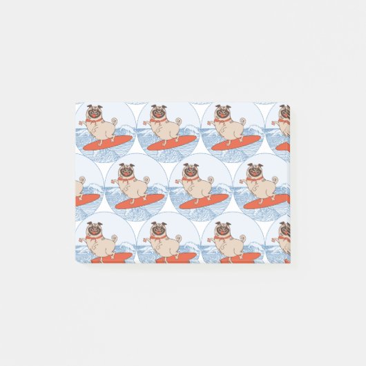 サーフボードに乗って幸せなパグ犬に波 ポストイット (正面)