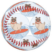 サーフボードのスカーフバンドで波乗りハッピーパグ犬 ソフトボール (正面左)