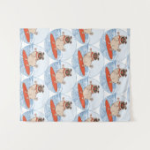 サーフボードのスカーフバンドで波乗りハッピーパグ犬 タペストリー (正面(横))