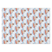 サーフボードのスカーフバンドで波乗りハッピーパグ犬 テーブルクロス (正面(横))