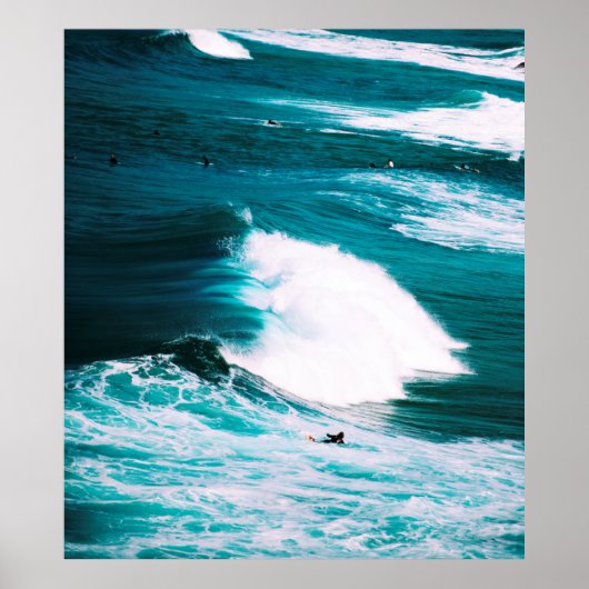 サーフボードの海波のある人 ポスター (正面)