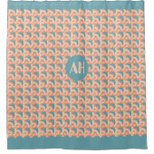 サーモンとティール（緑がかった色）ノットモノグラム シャワーカーテン (正面)